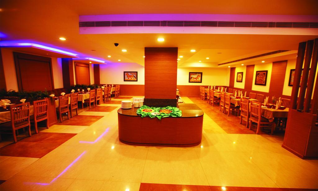 Sterling V Grand Madurai Hotel Exterior photo