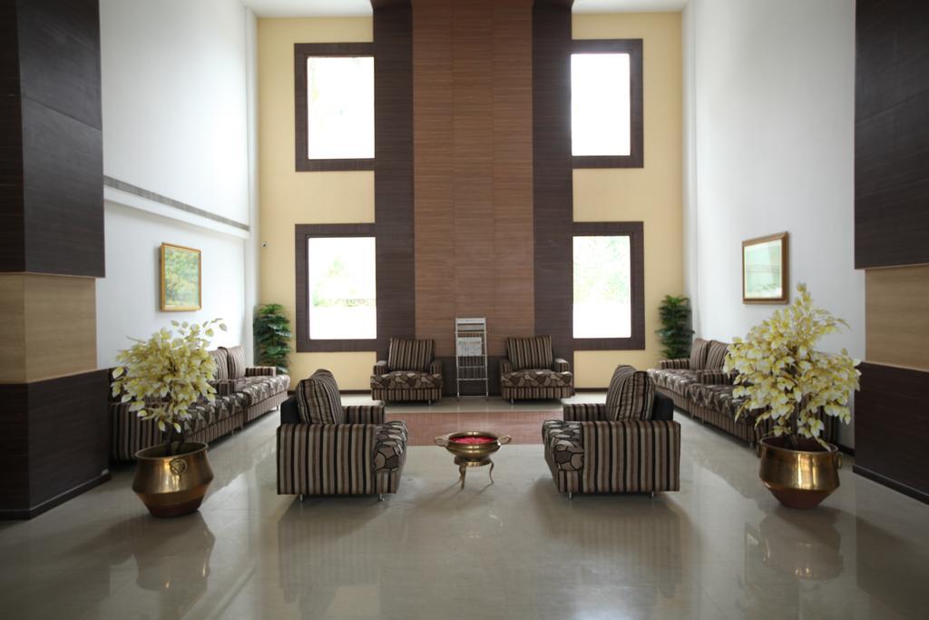 Sterling V Grand Madurai Hotel Exterior photo