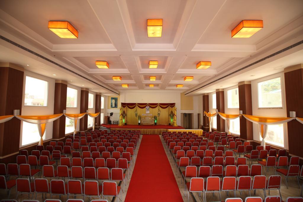 Sterling V Grand Madurai Hotel Exterior photo