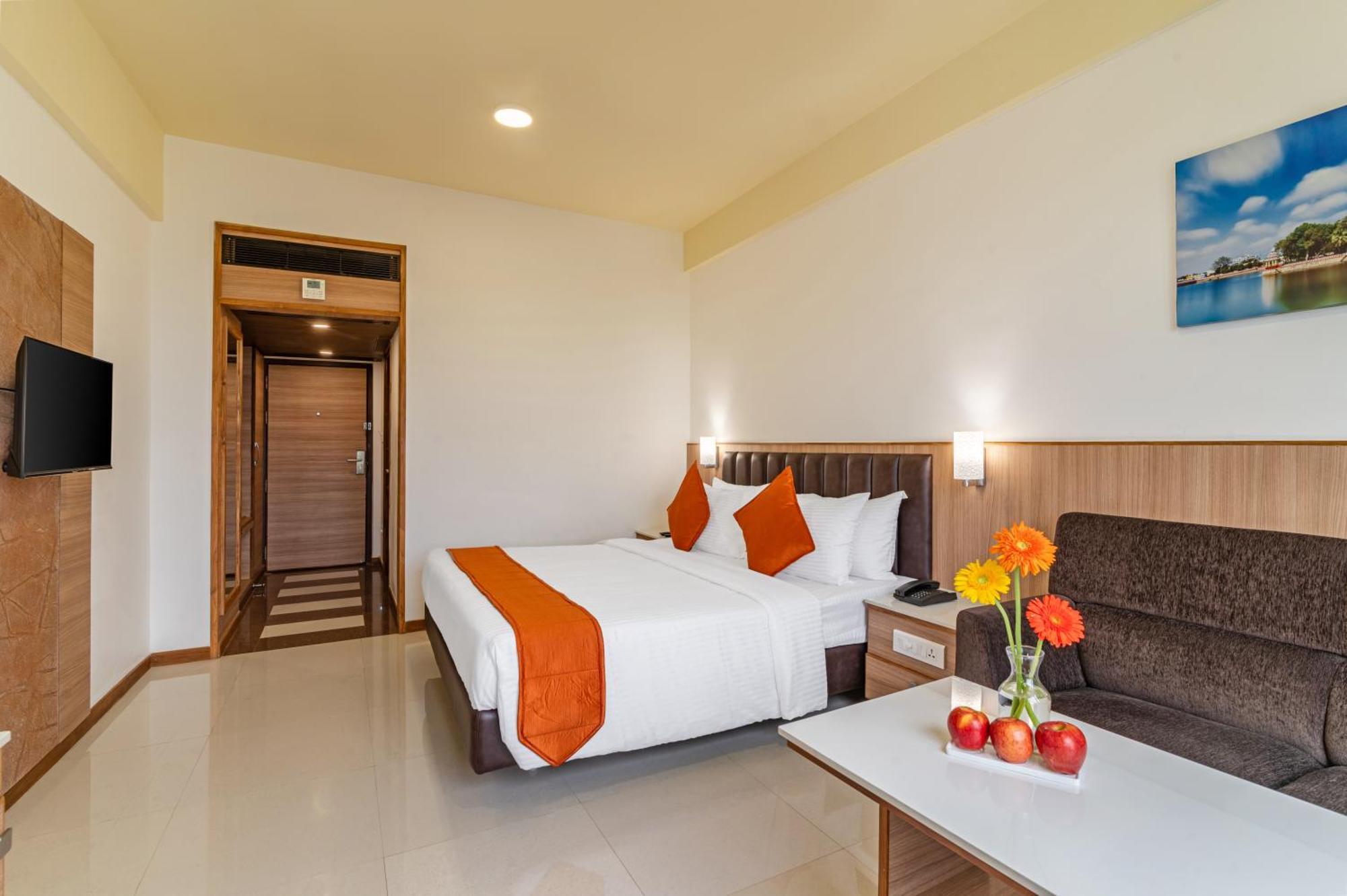 Sterling V Grand Madurai Hotel Exterior photo