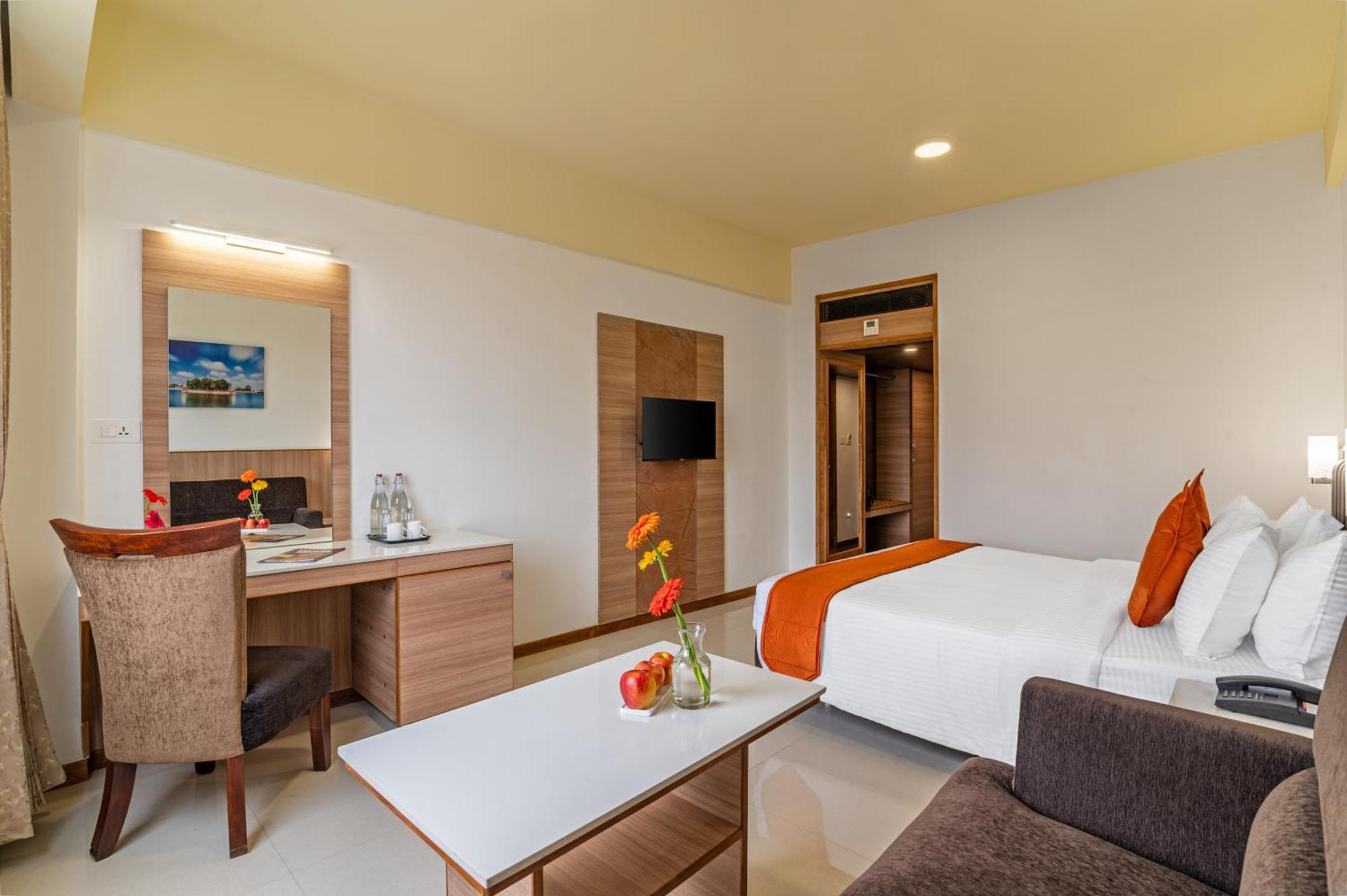 Sterling V Grand Madurai Hotel Exterior photo