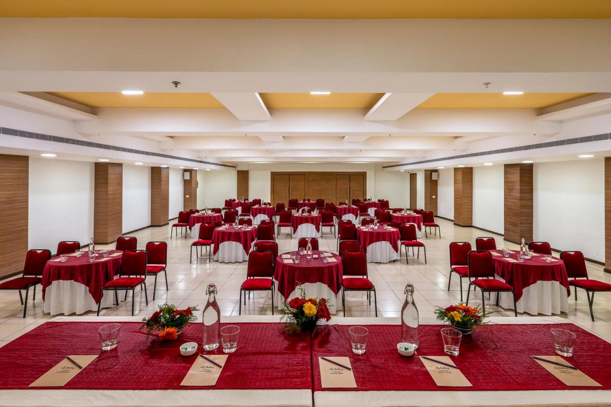 Sterling V Grand Madurai Hotel Exterior photo